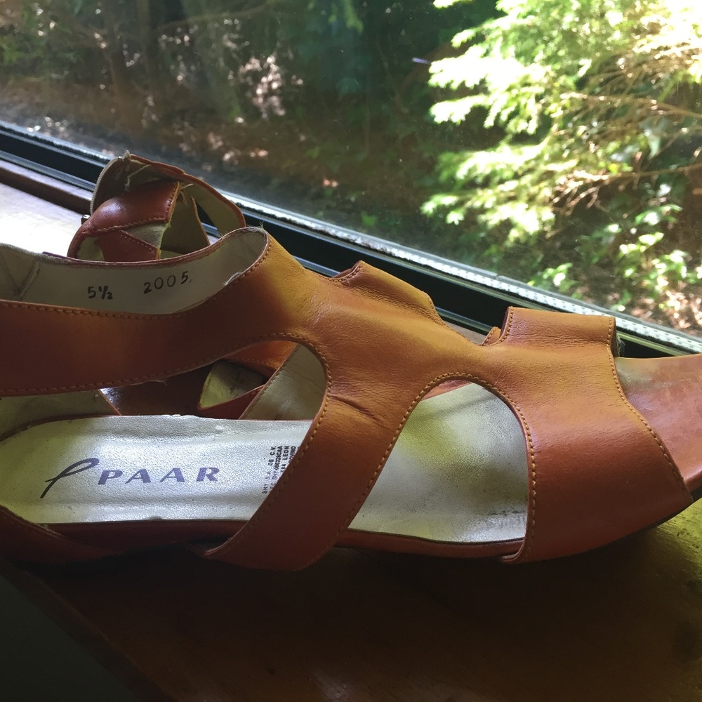 Leather tangerine colour flat sandals - Mexicam PA